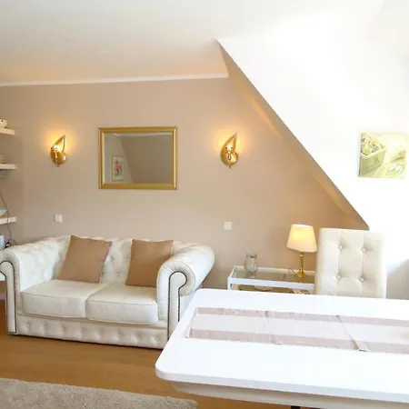 아파트 Teewelkenhues Sonnenappartement 아르츠섬